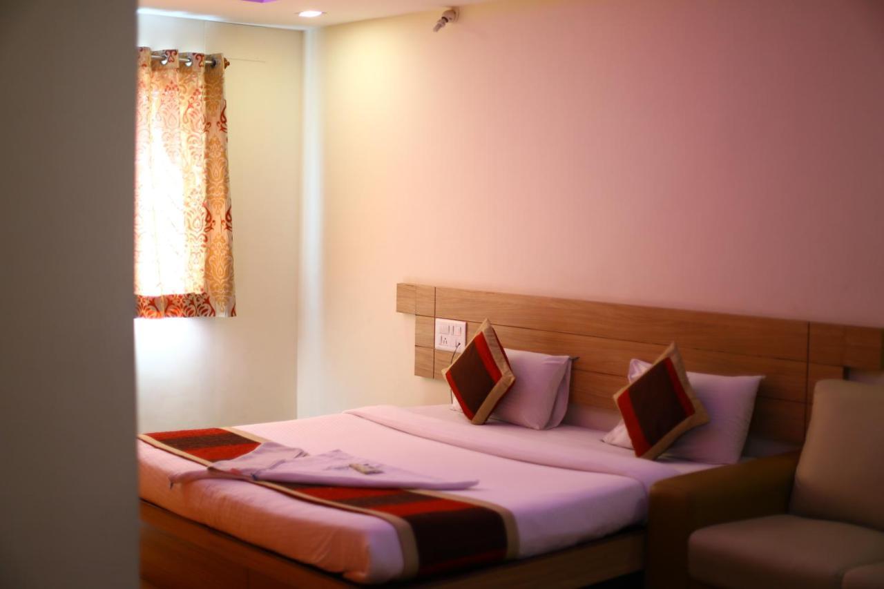 Hotel Fortune City Bangalore Bagian luar foto
