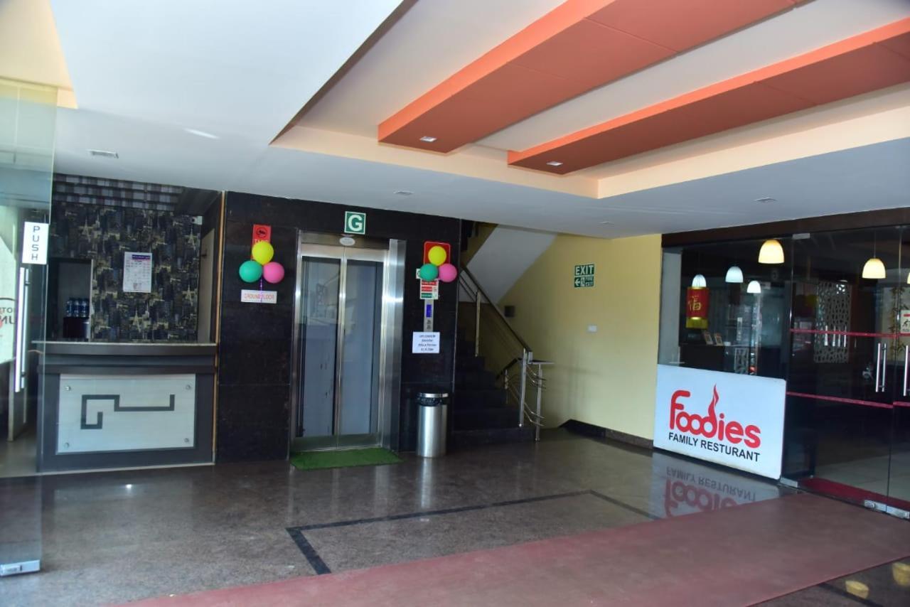 Hotel Fortune City Bangalore Bagian luar foto
